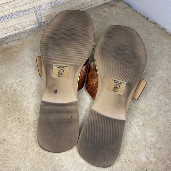 Soda Women's Brown Sandals - Picture 5 of 5